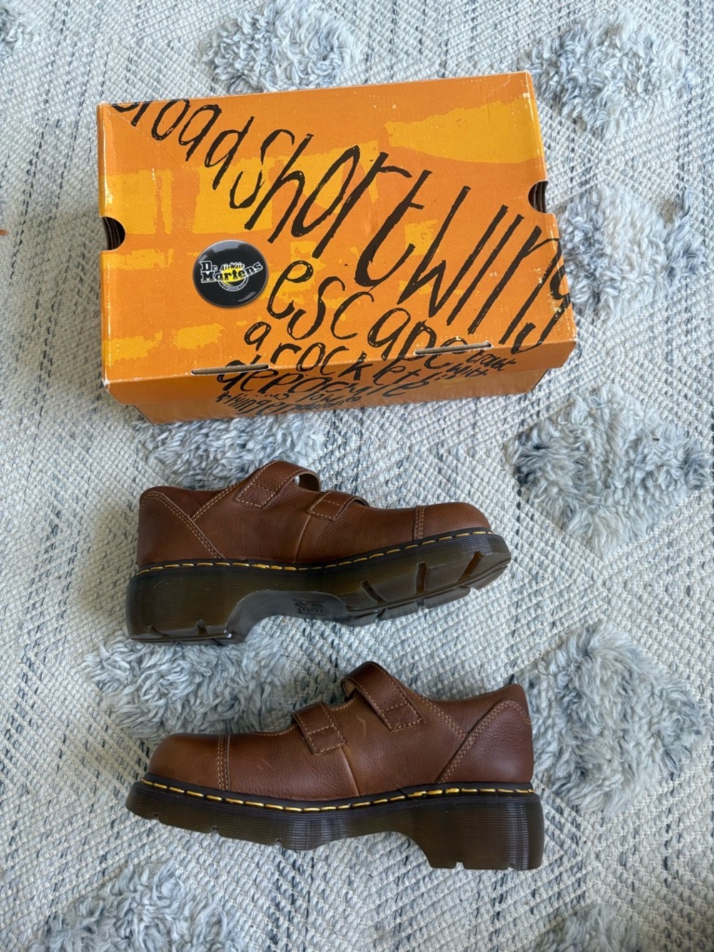 Dr. Martens - Picture 3 of 11